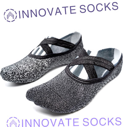 Yoga Socks with Grips&Straps