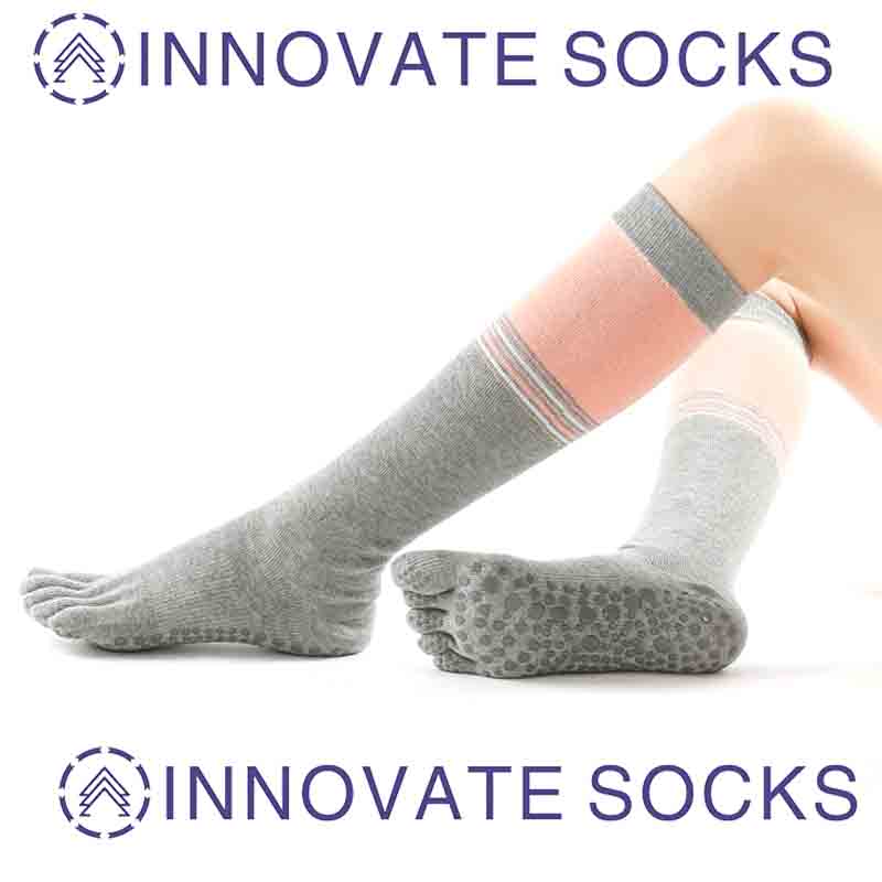 Five Toe Ladies Yoga Socks Winter Non-slip Cotton Yoga Socks Mid Crew Stock